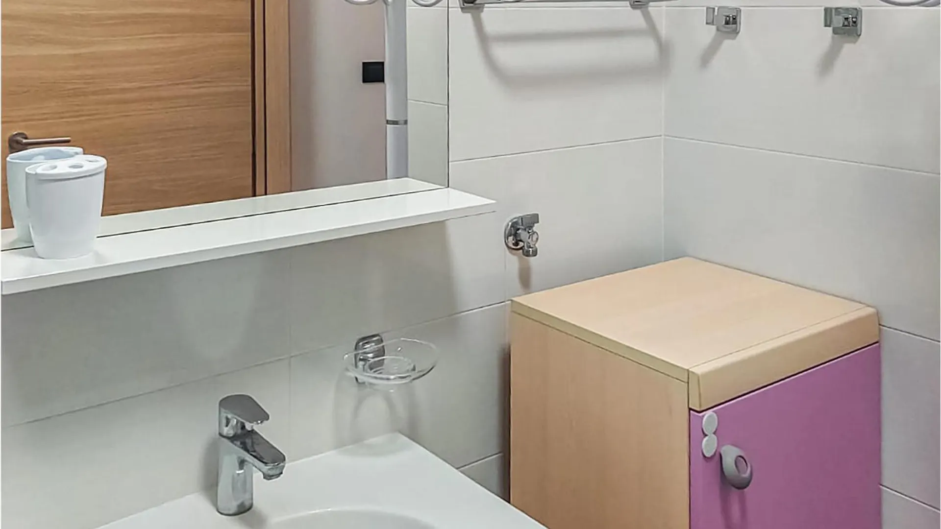 Nice Apartment In Fazana With Kitchen